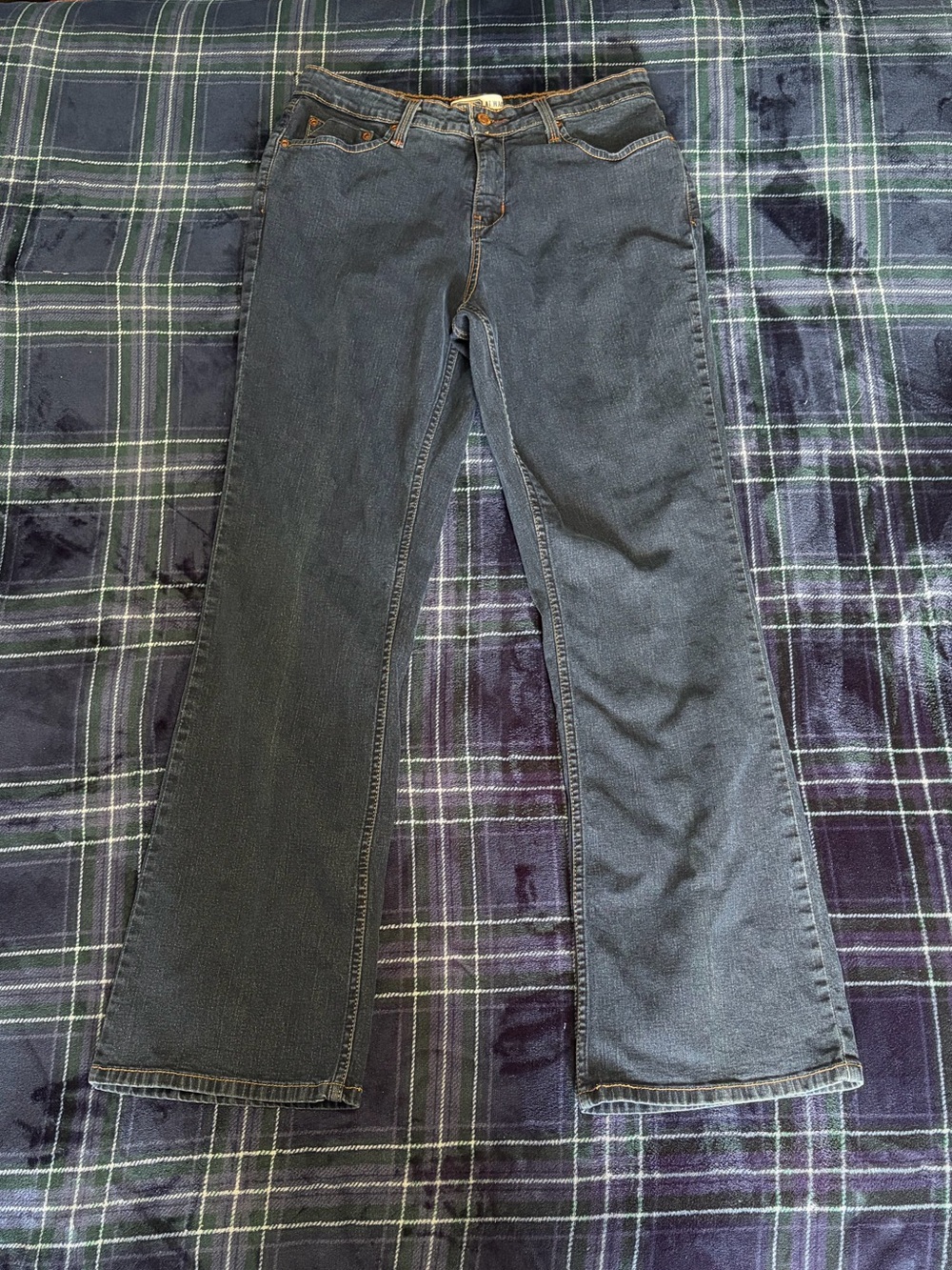 Levi’s Dark wash bootcut denim vintage-inspired fit. Size 12.